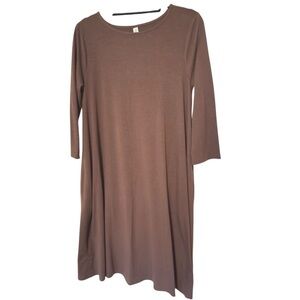 🌹𝐙𝐄𝐍𝐀𝐍𝐀 𝐏𝐑𝐄𝐌𝐈𝐔𝐌 𝐁𝐑𝐎𝐖𝐍 𝐓𝐄𝐄 𝐒𝐇𝐈𝐑𝐓 𝐌𝐈𝐃𝐈 𝐃𝐑𝐄𝐒𝐒